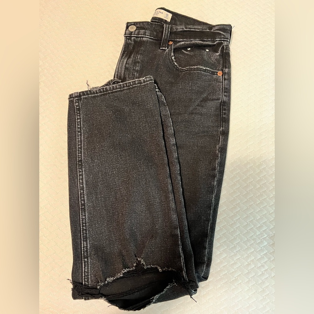 Abercrombie & Fitch High-Rise Black Washed Jeans